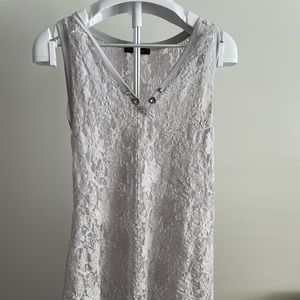 Lungidame Sleeveless Lace Dress